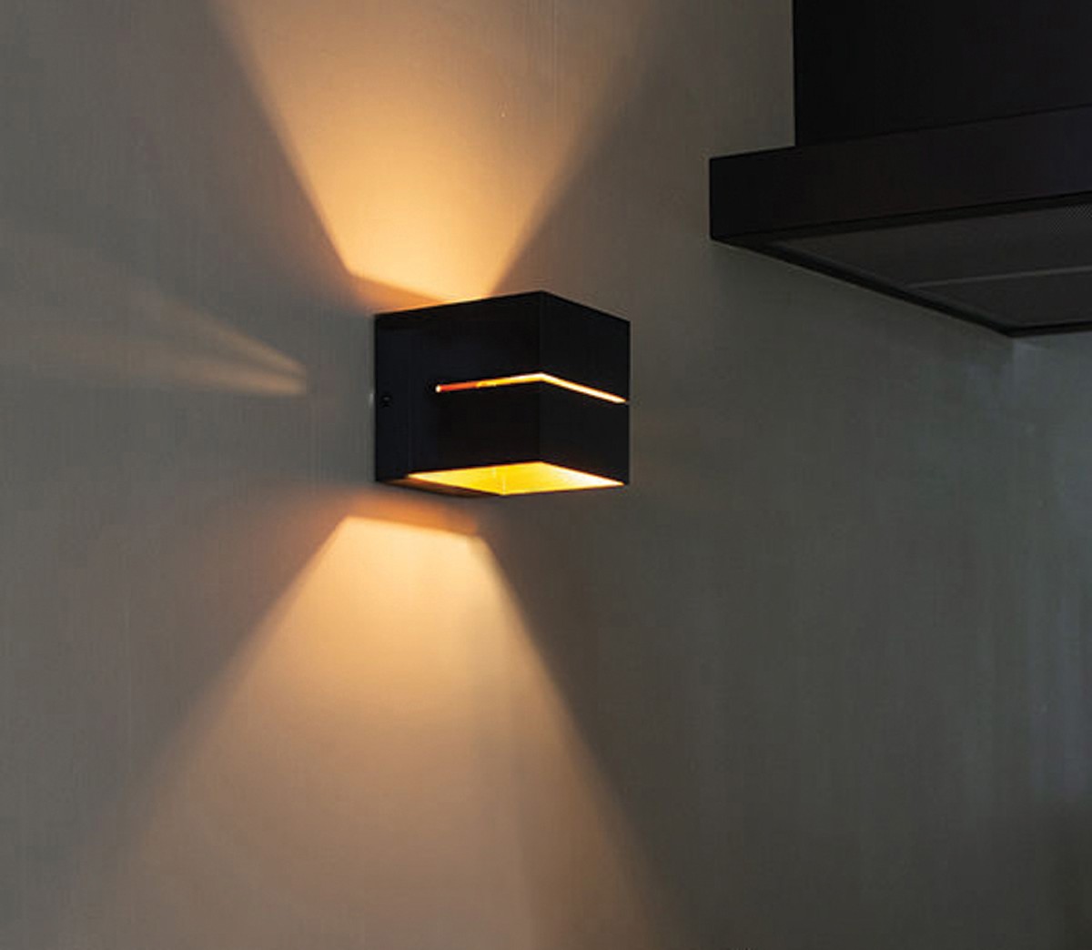 vk-03072wa-bgd-fotistiko-tihou-alouminiou-up-down-220-240v-g9-max-42w-ip20-965x965cm-mauro-hriso